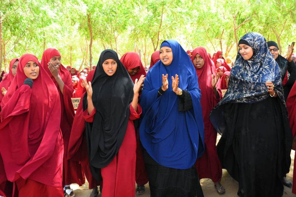 Fountain of Hope and Garissa government donating sanitary towels for girls in Garissa county